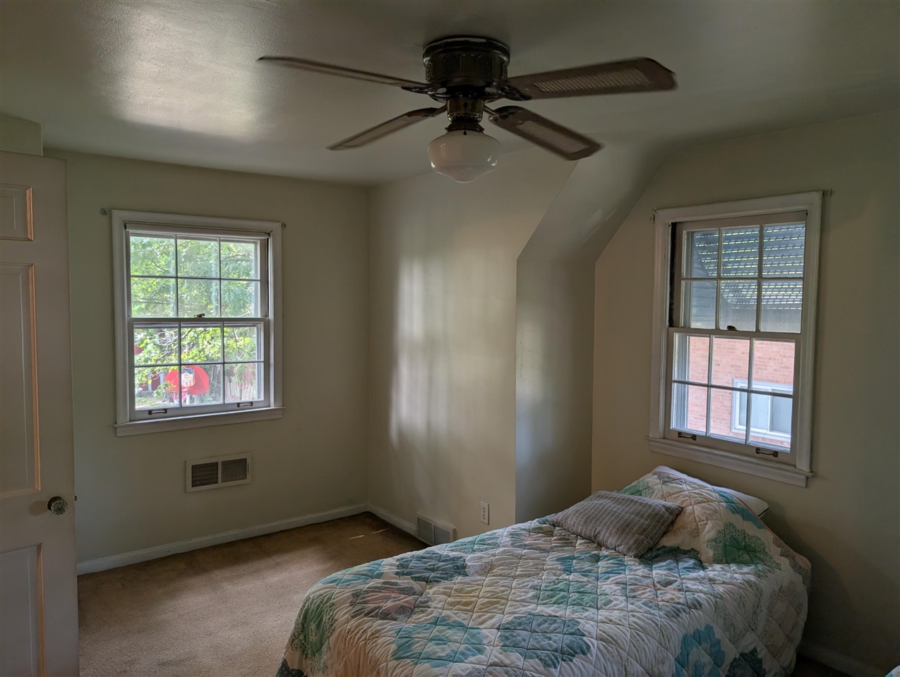 26137 Joy Road Property Photo 22