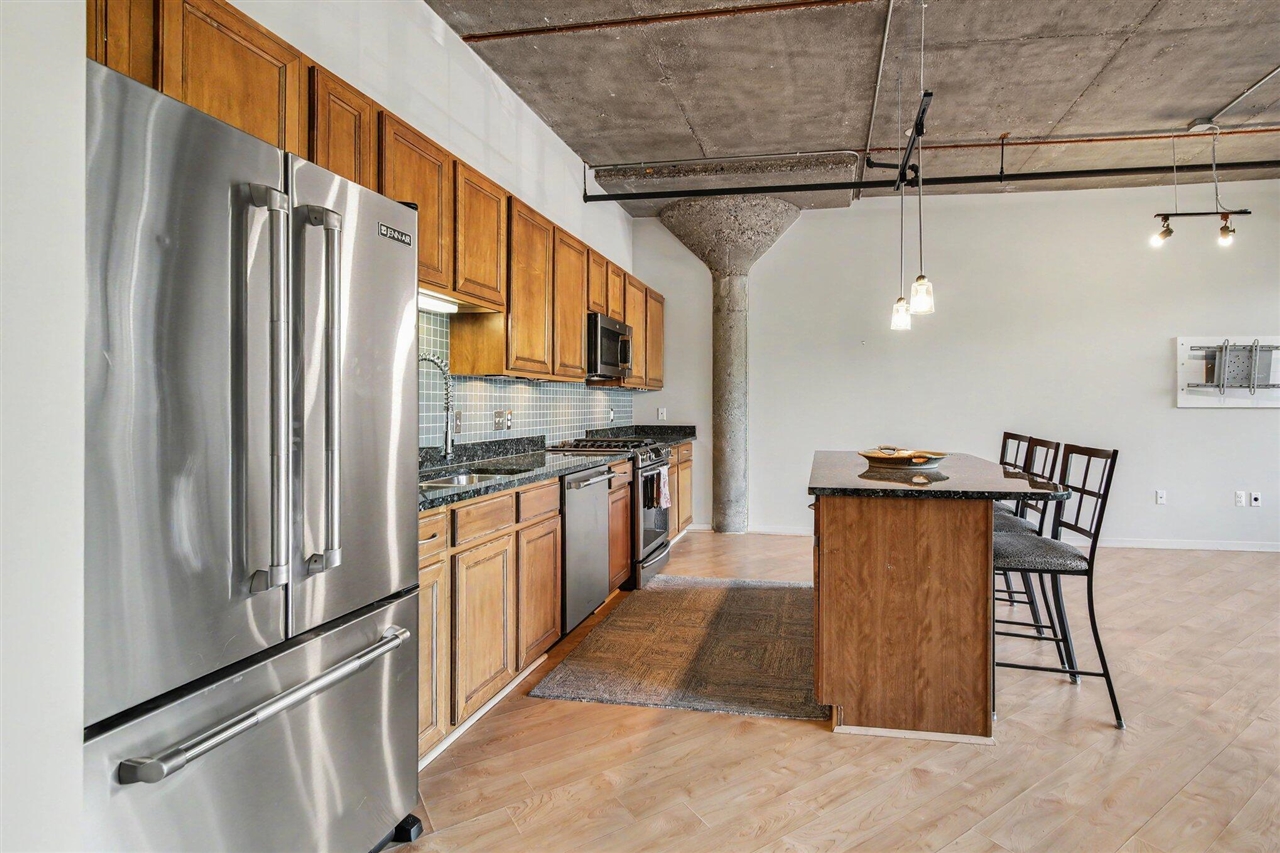 315 2nd Street Property Photo 5
