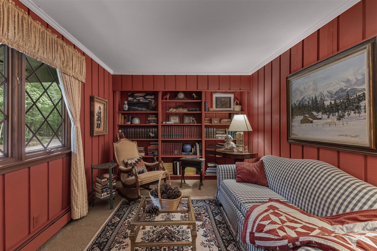 12879 Lakeshore Drive Property Photo 5