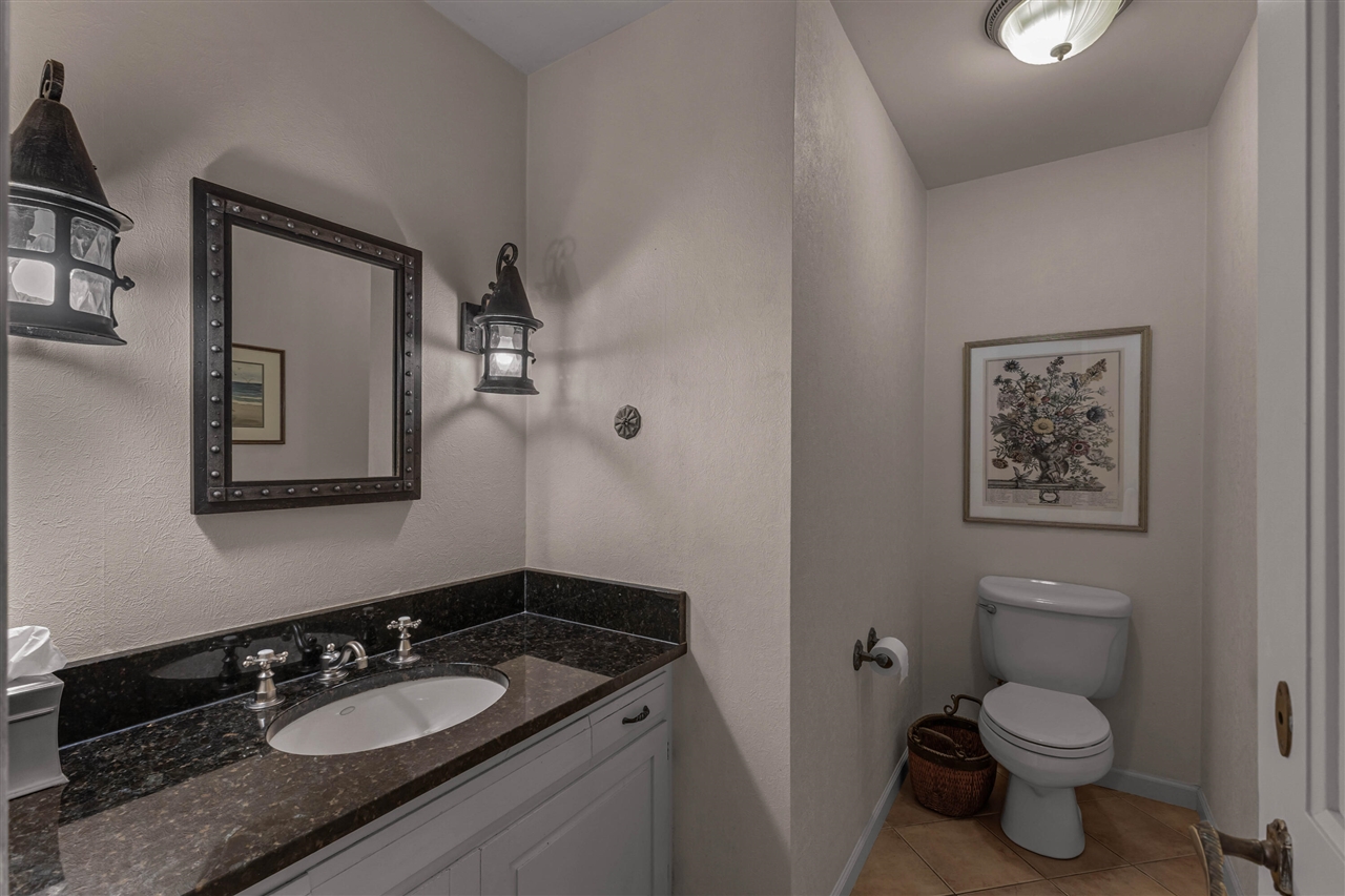 12879 Lakeshore Drive Property Photo 23
