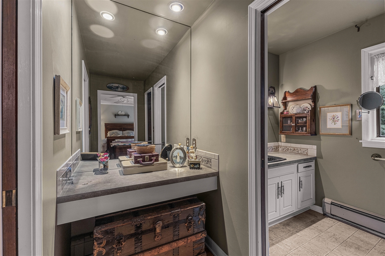 12879 Lakeshore Drive Property Photo 28