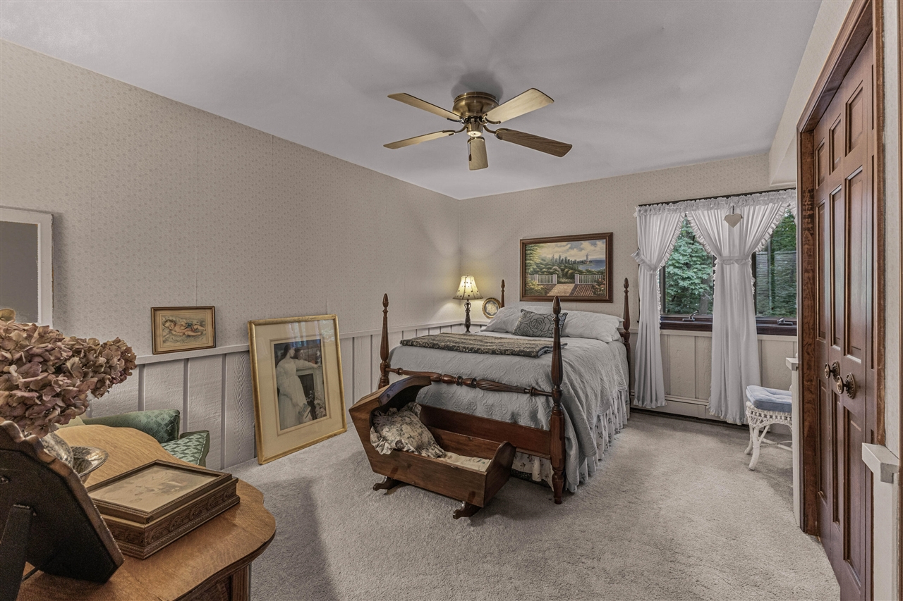 12879 Lakeshore Drive Property Photo 31