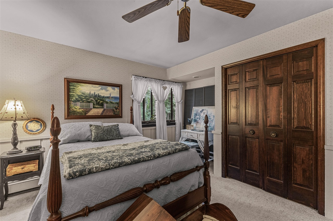 12879 Lakeshore Drive Property Photo 32