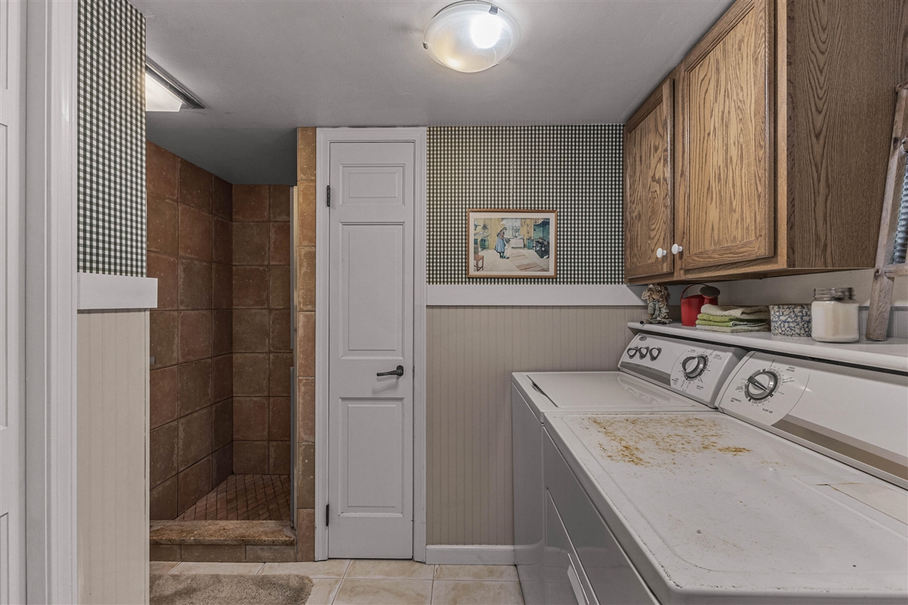 12879 Lakeshore Drive Property Photo 39