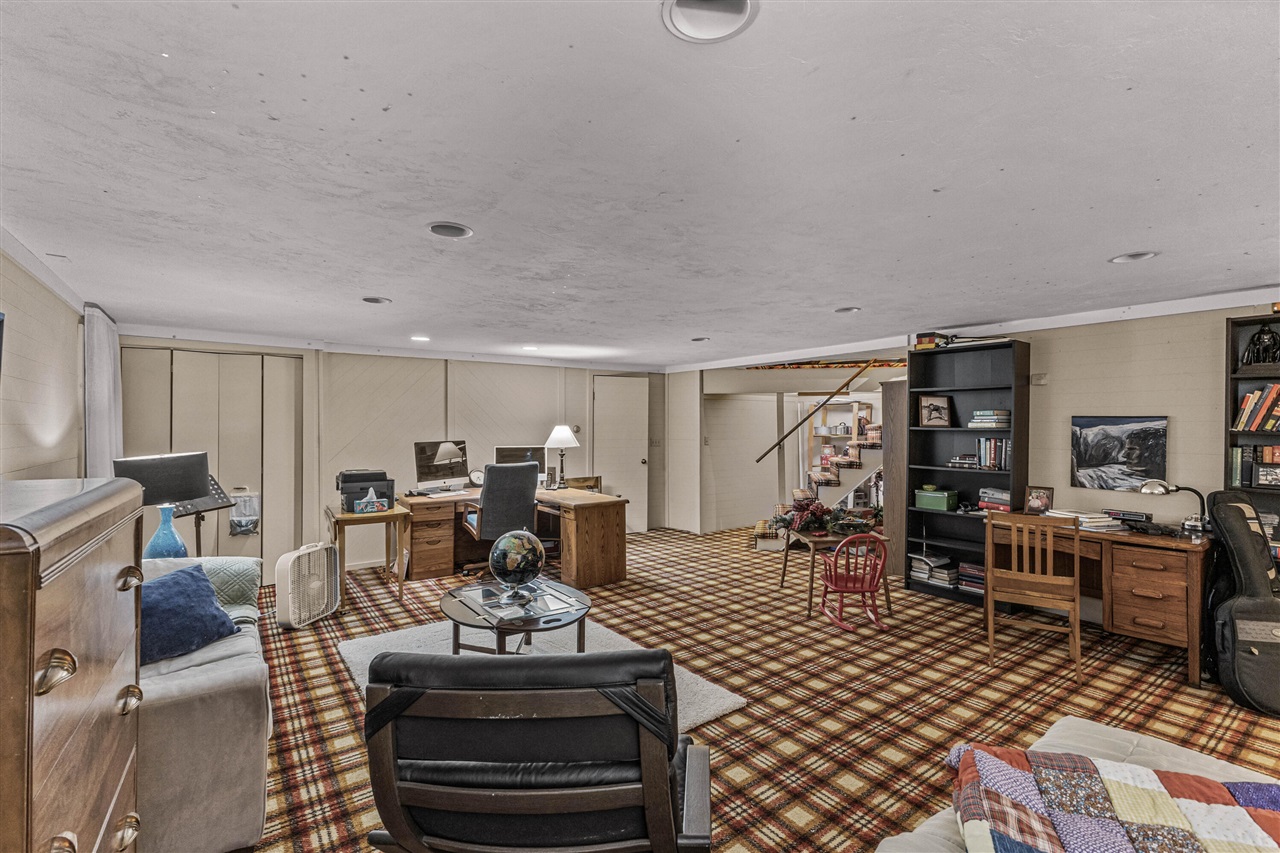 12879 Lakeshore Drive Property Photo 41