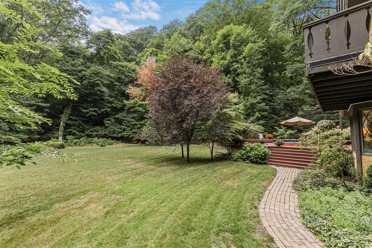 12879 Lakeshore Drive Property Photo 45