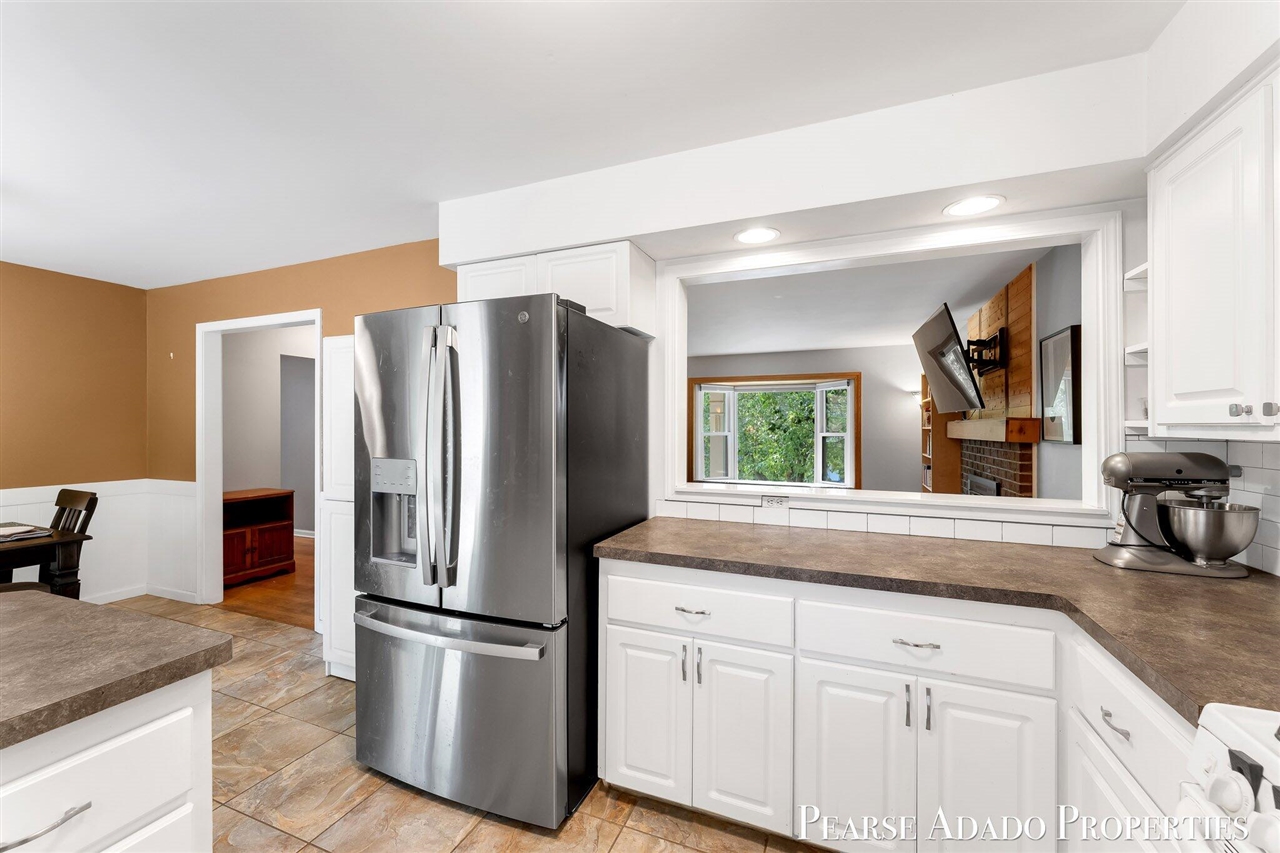 5822 Burgis Avenue Property Photo 10