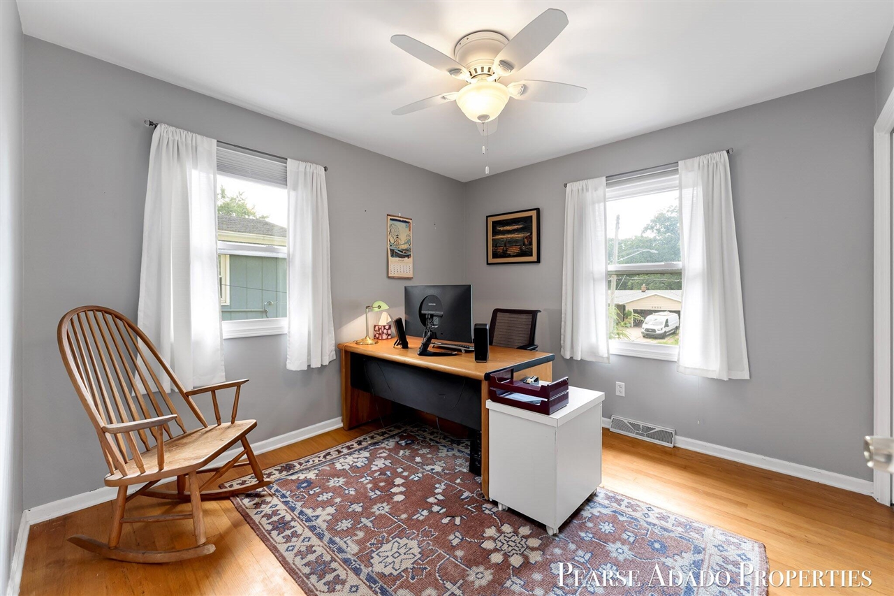 5822 Burgis Avenue Property Photo 15