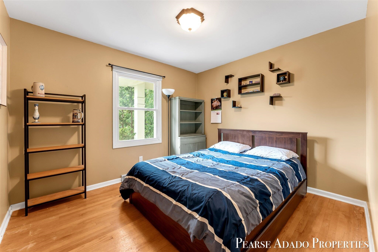 5822 Burgis Avenue Property Photo 17