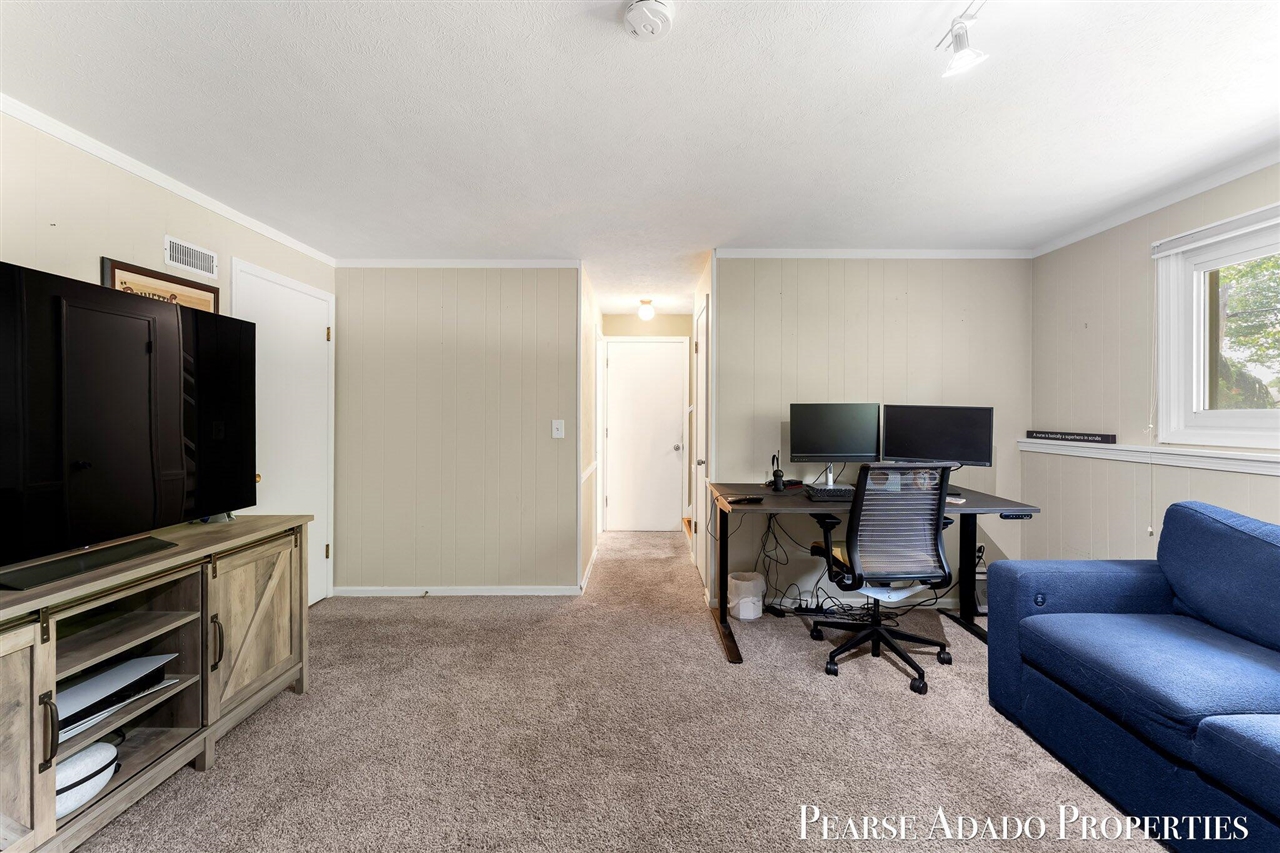 5822 Burgis Avenue Property Photo 25