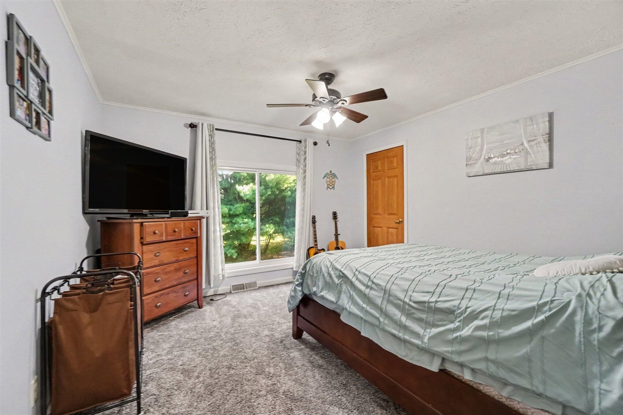 10110 N Drive Property Photo 13