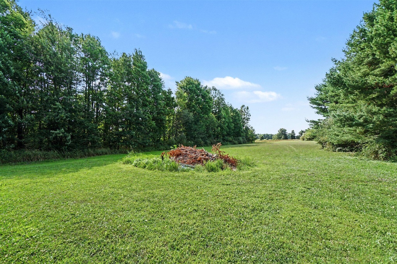 10110 N Drive Property Photo 24