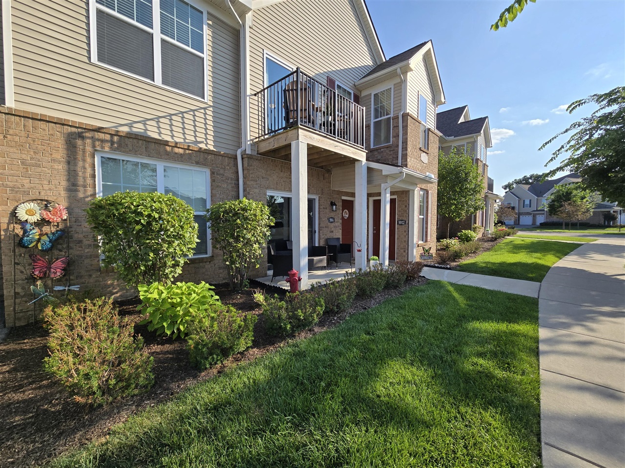 9912 Ridge Run Street Property Photo 1