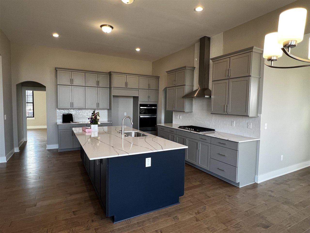 06 S Elodea Property Photo 2