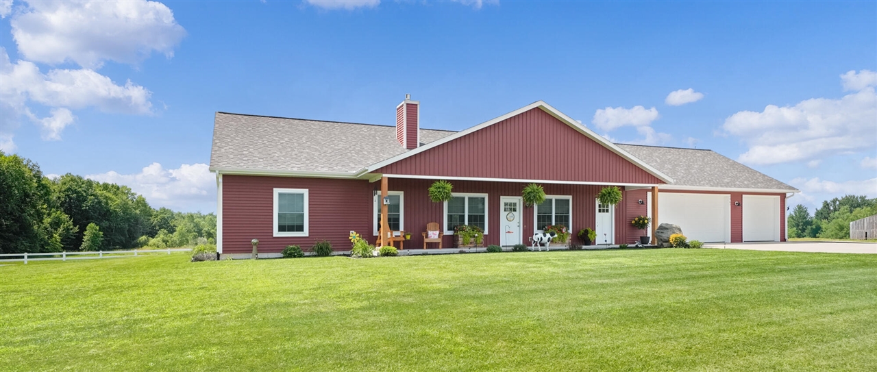 1963 Shaw Road Property Photo 2