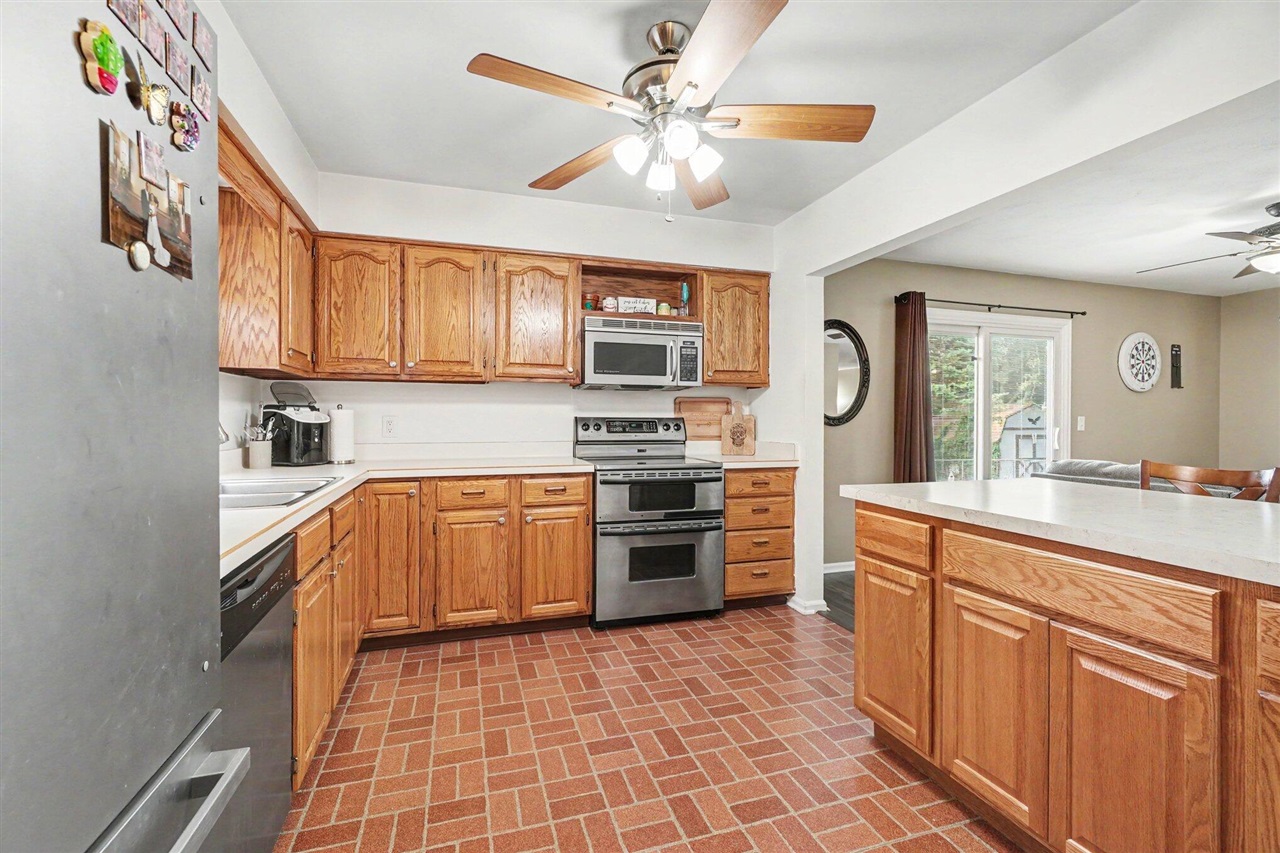 299 Buick Drive Property Photo 4