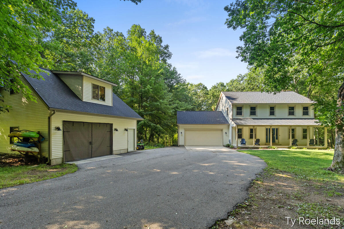 99 Radny Drive Property Photo 1