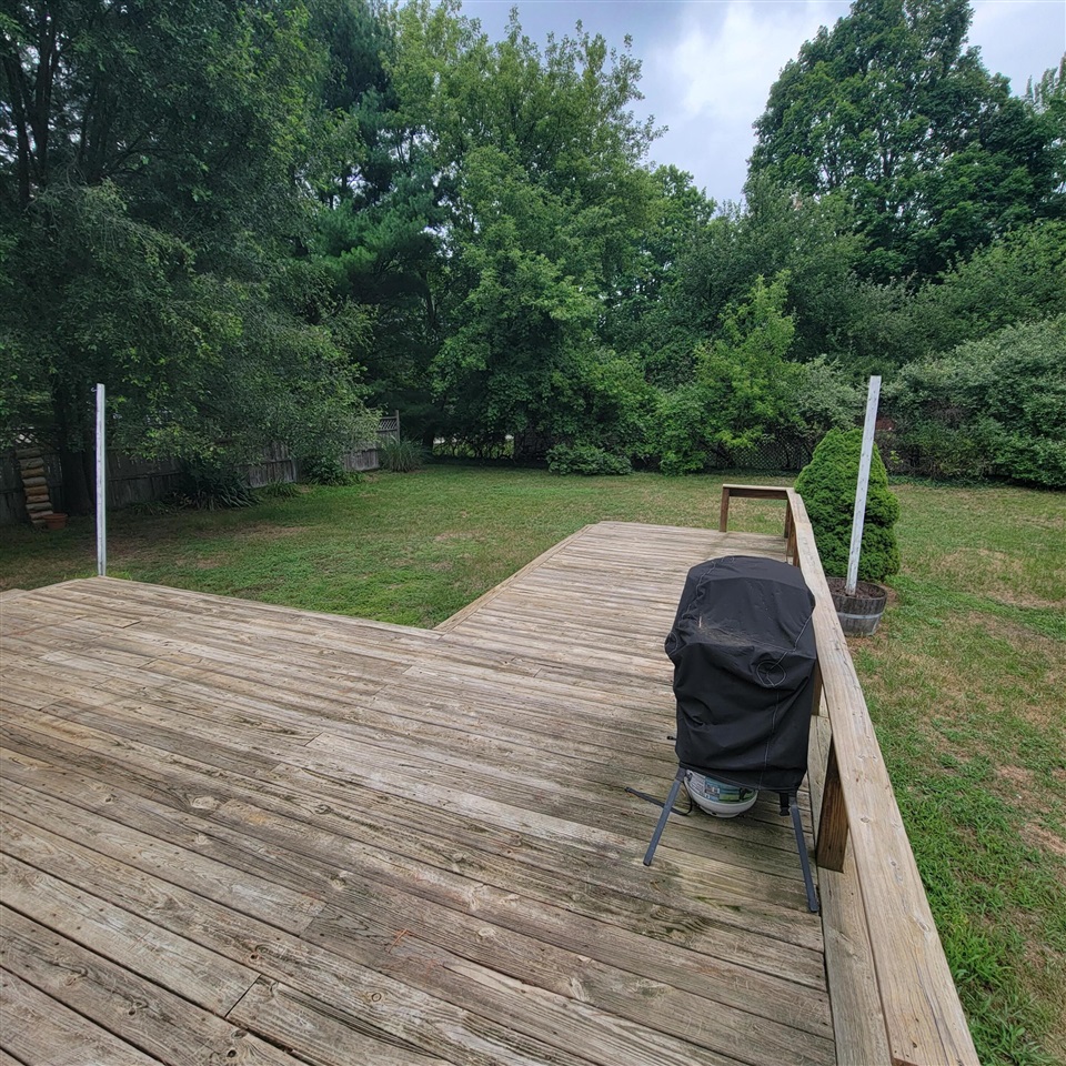 8 E Barton Street Property Photo 4