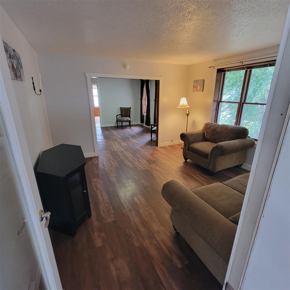 8 E Barton Street Property Photo 14