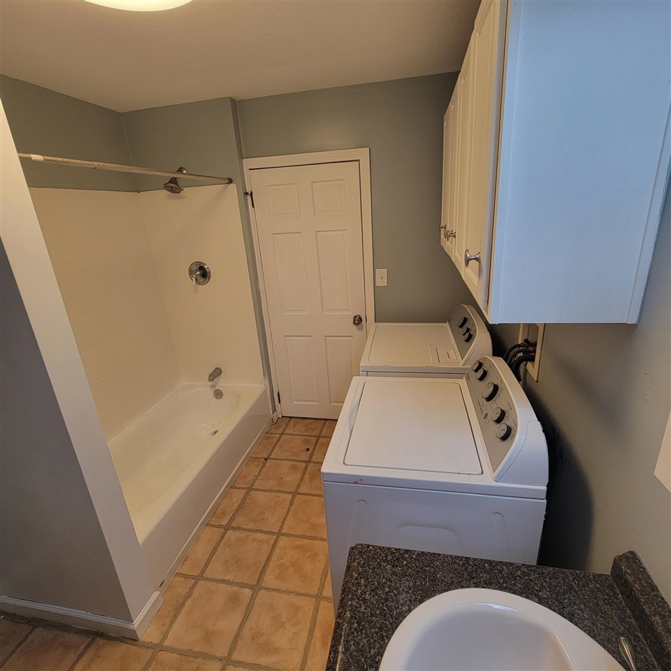 8 E Barton Street Property Photo 24