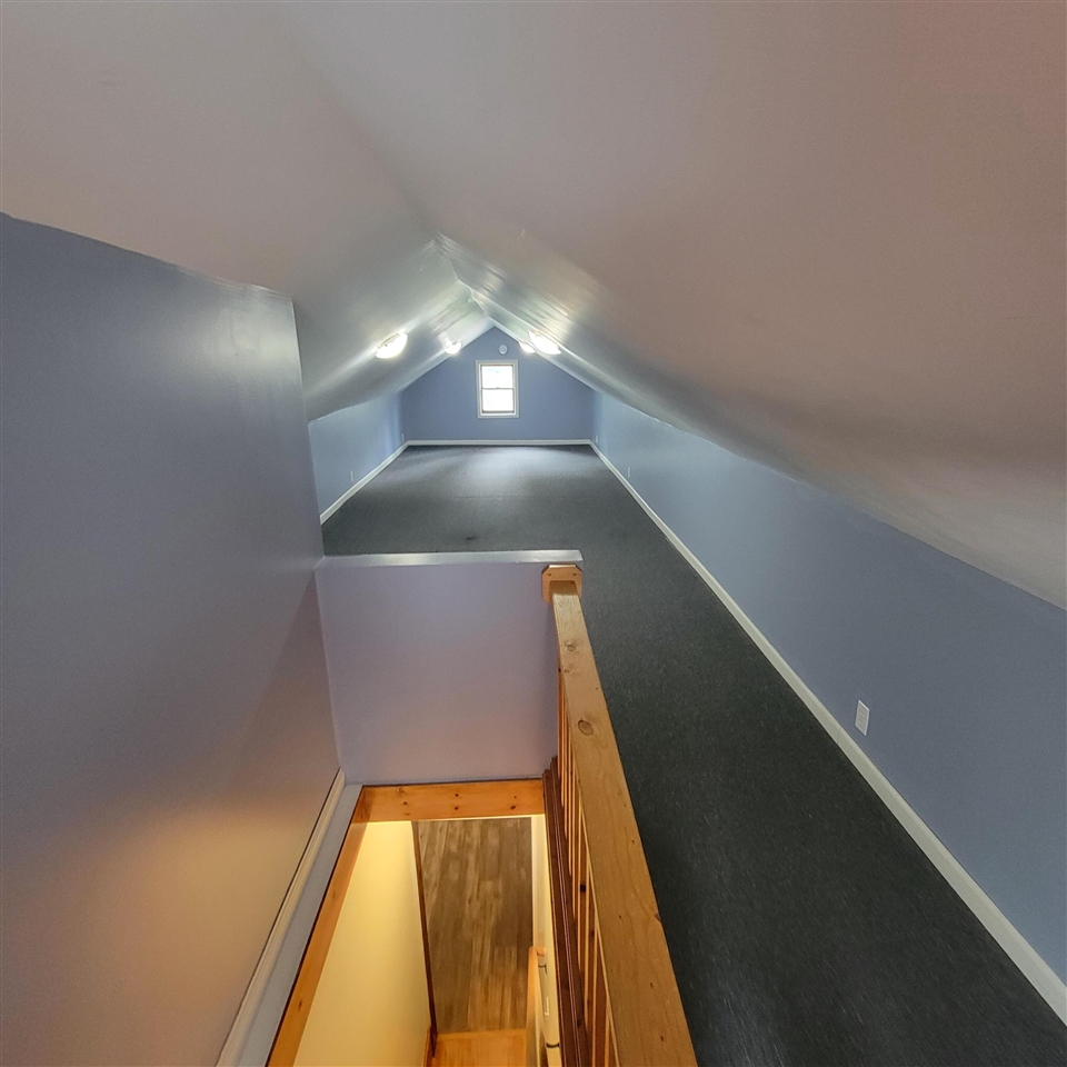 8 E Barton Street Property Photo 28