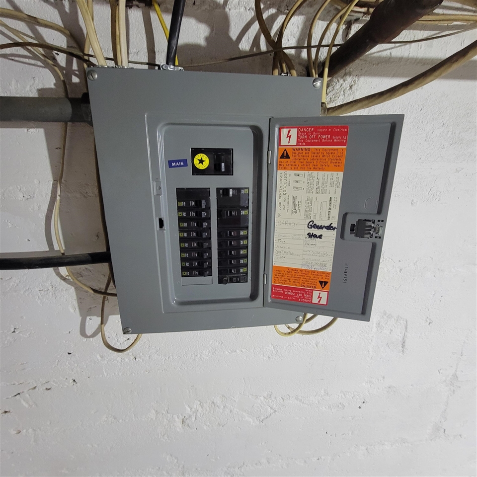 8 E Barton Street Property Photo 33