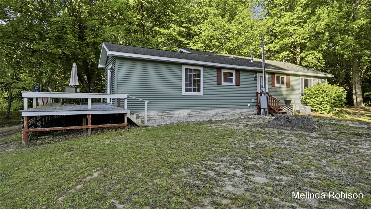 5220 E High Tower Lake Road Property Photo 2