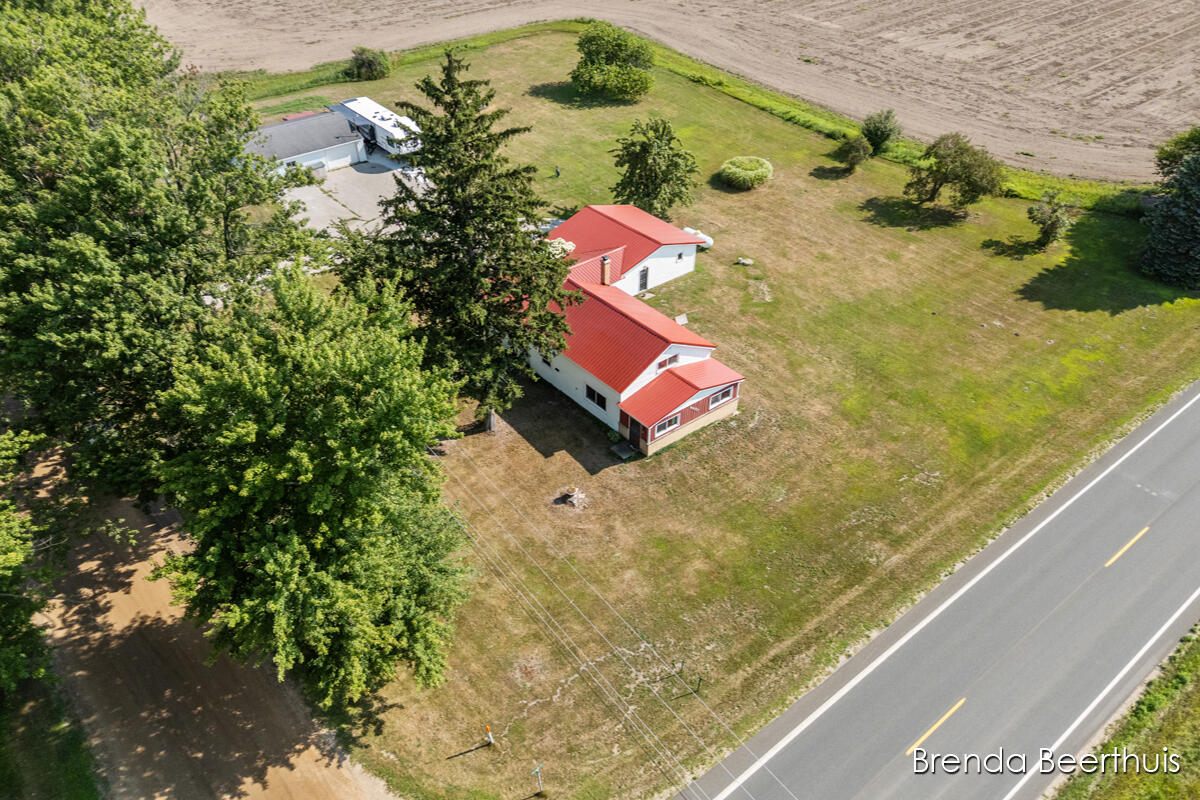8800 Ellis Road Property Photo 37
