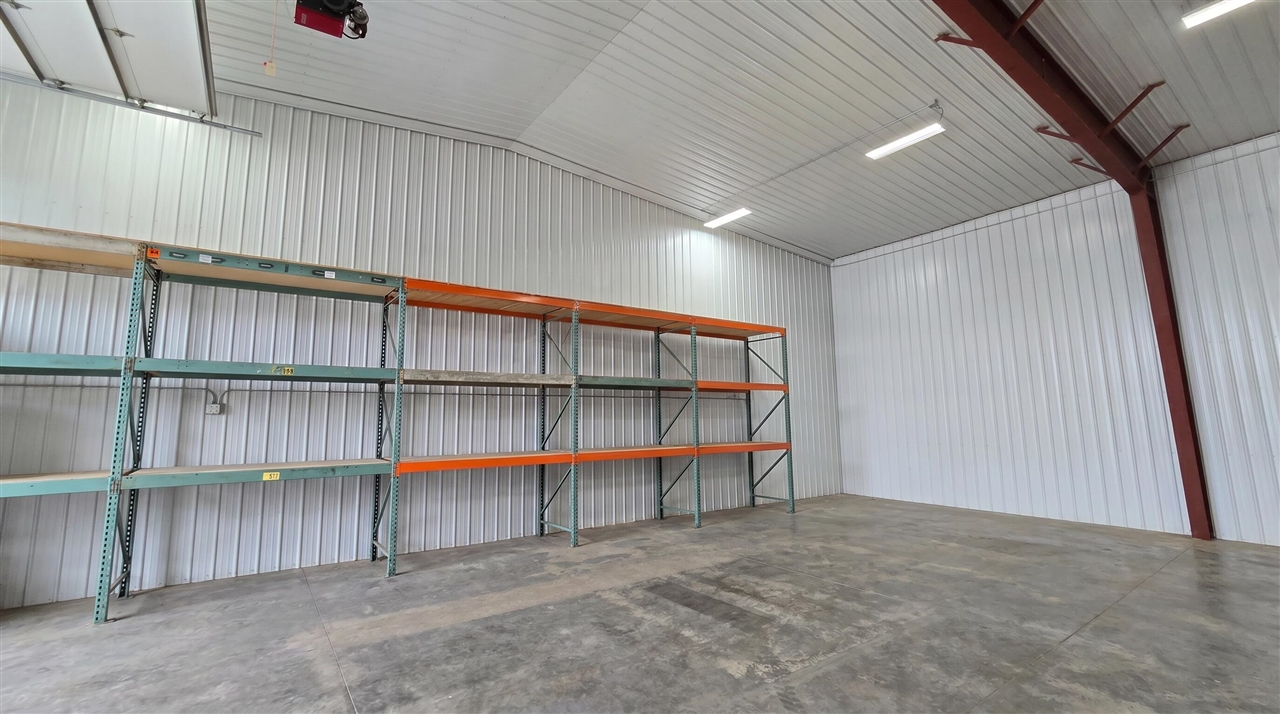 305 2nd Street Property Photo 5