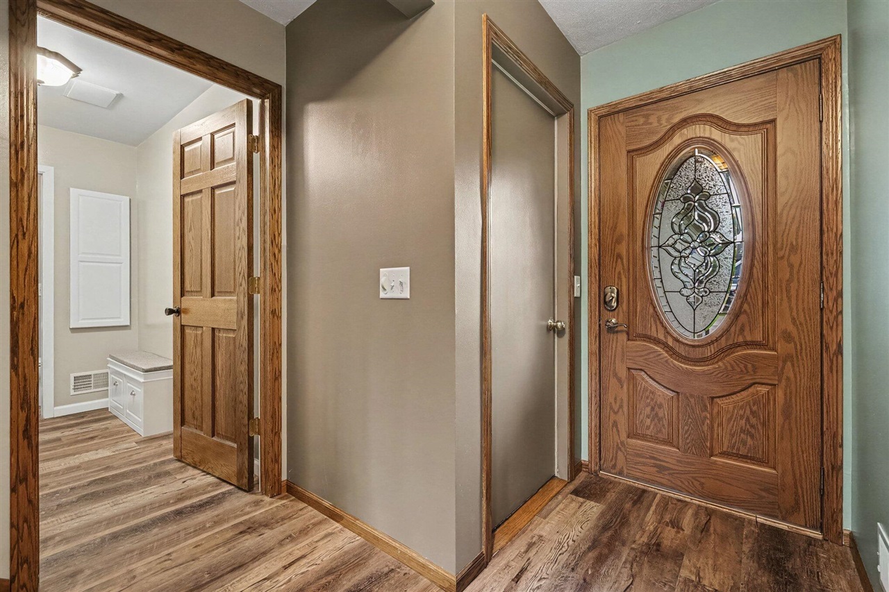 12776 Theris Drive Property Photo 13