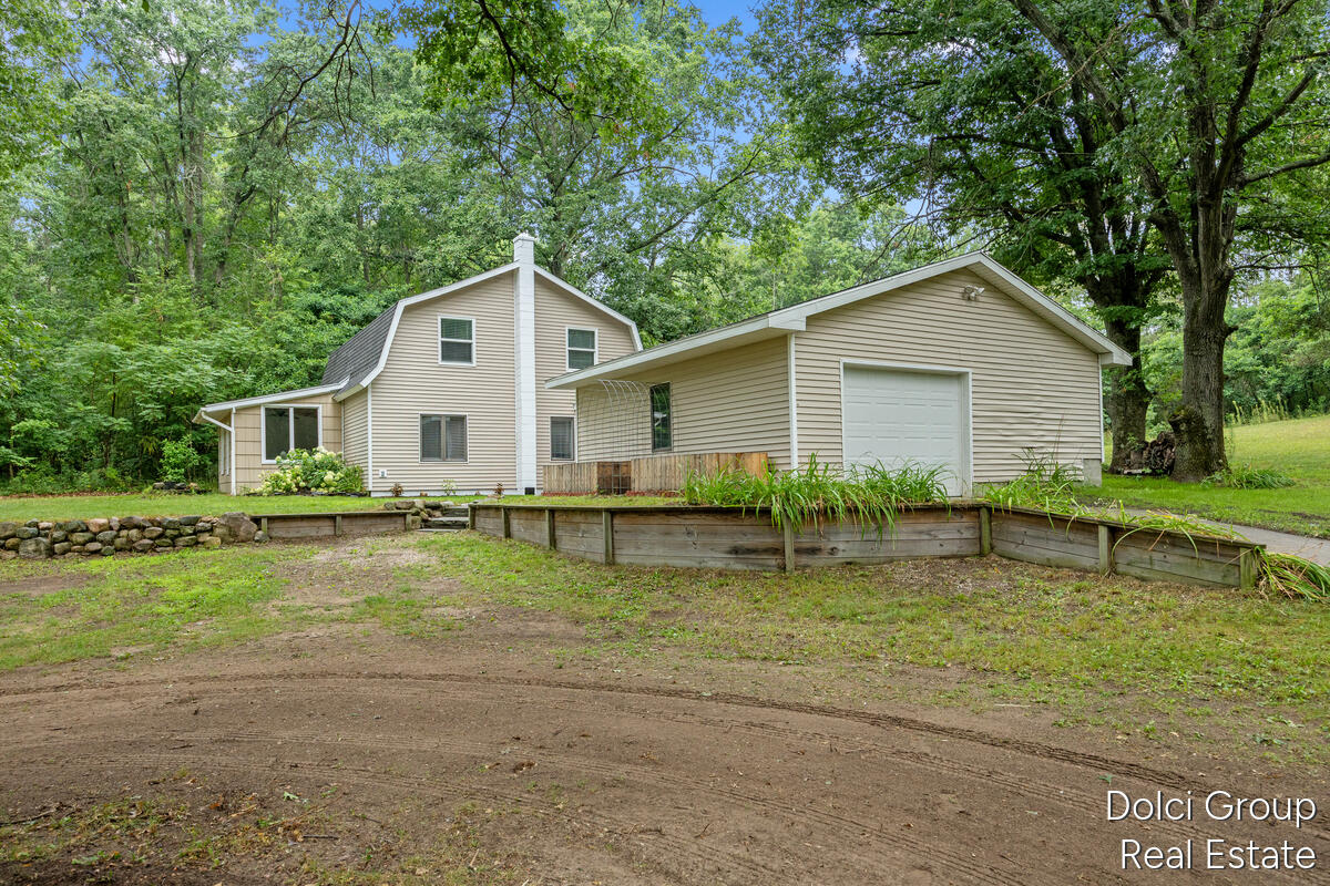 1585 Clinton Lane Property Photo 1