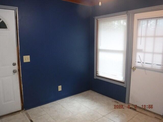 241 Jamesway Property Photo 22
