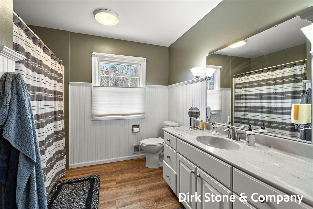 18569 Pawnee Drive Property Photo 45