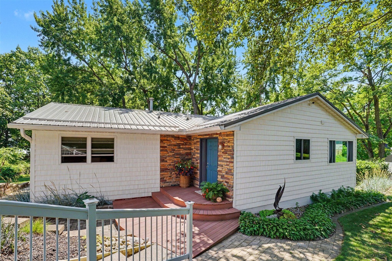 58875 Hill Property Photo 7
