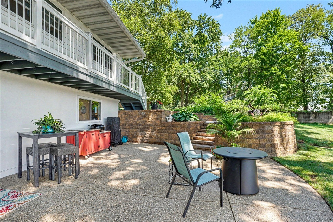 58875 Hill Property Photo 32