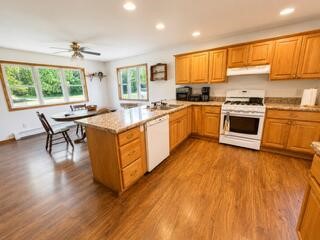 2248 N Goetze Road Property Photo 4