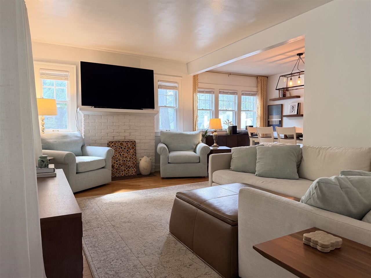 1003 Hoyt Street Property Photo 6
