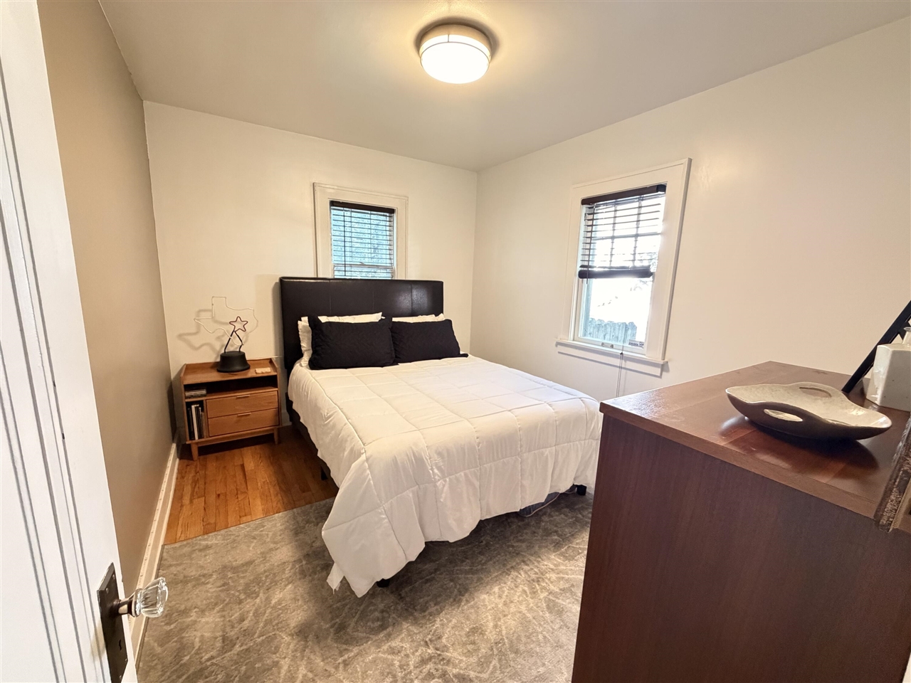 1003 Hoyt Street Property Photo 15