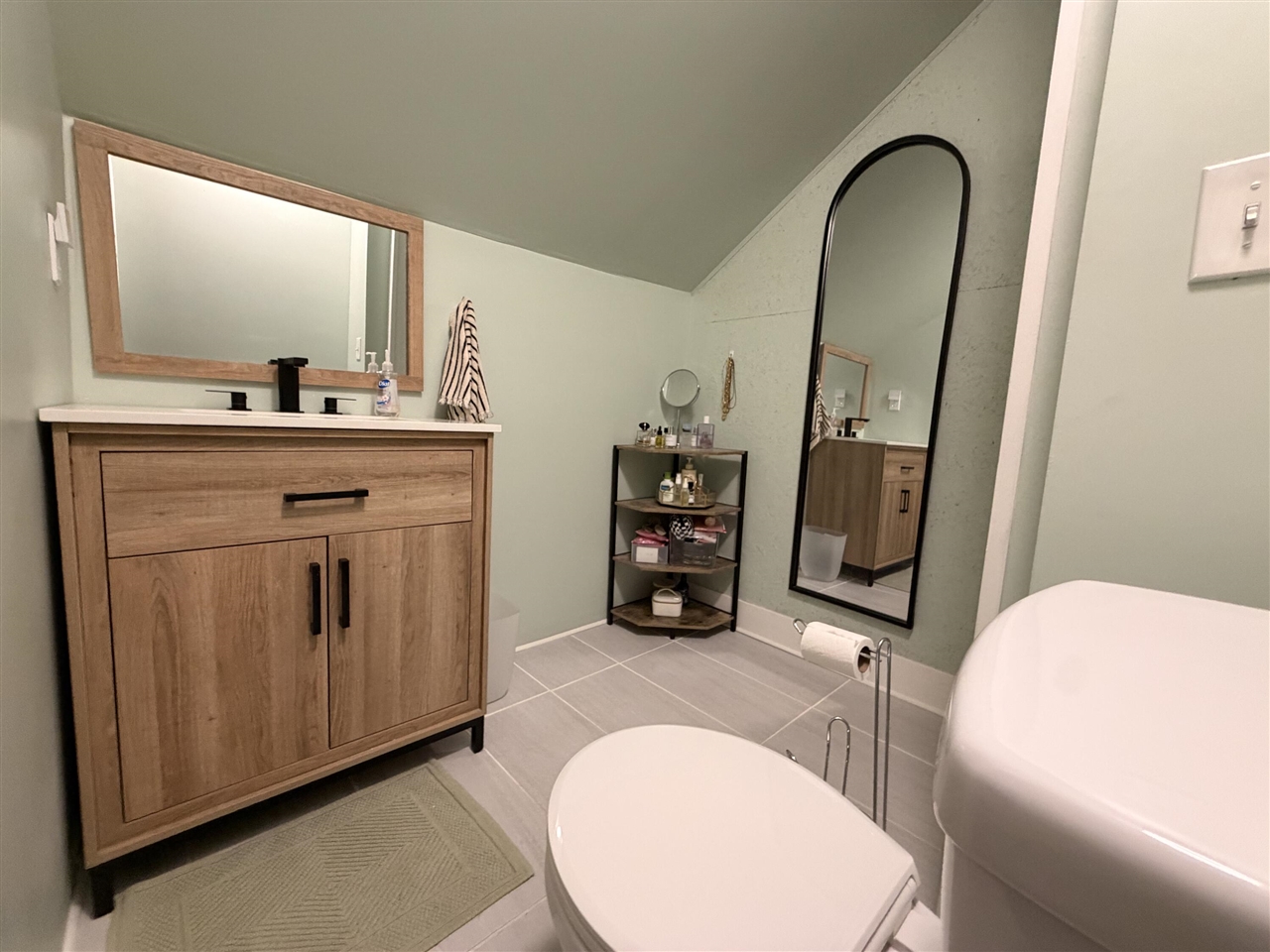 1003 Hoyt Street Property Photo 20
