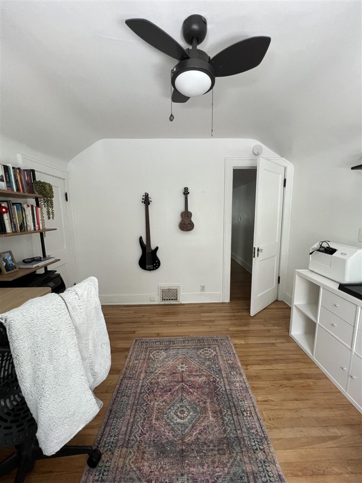 1003 Hoyt Street Property Photo 22