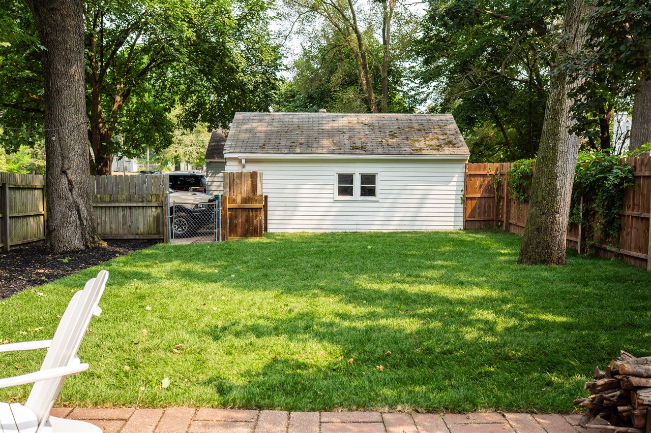 1003 Hoyt Street Property Photo 30