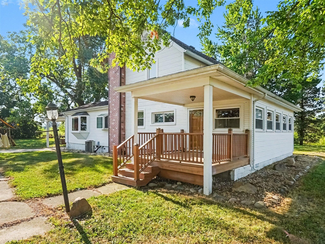 11484 Dennison Road Property Photo 1
