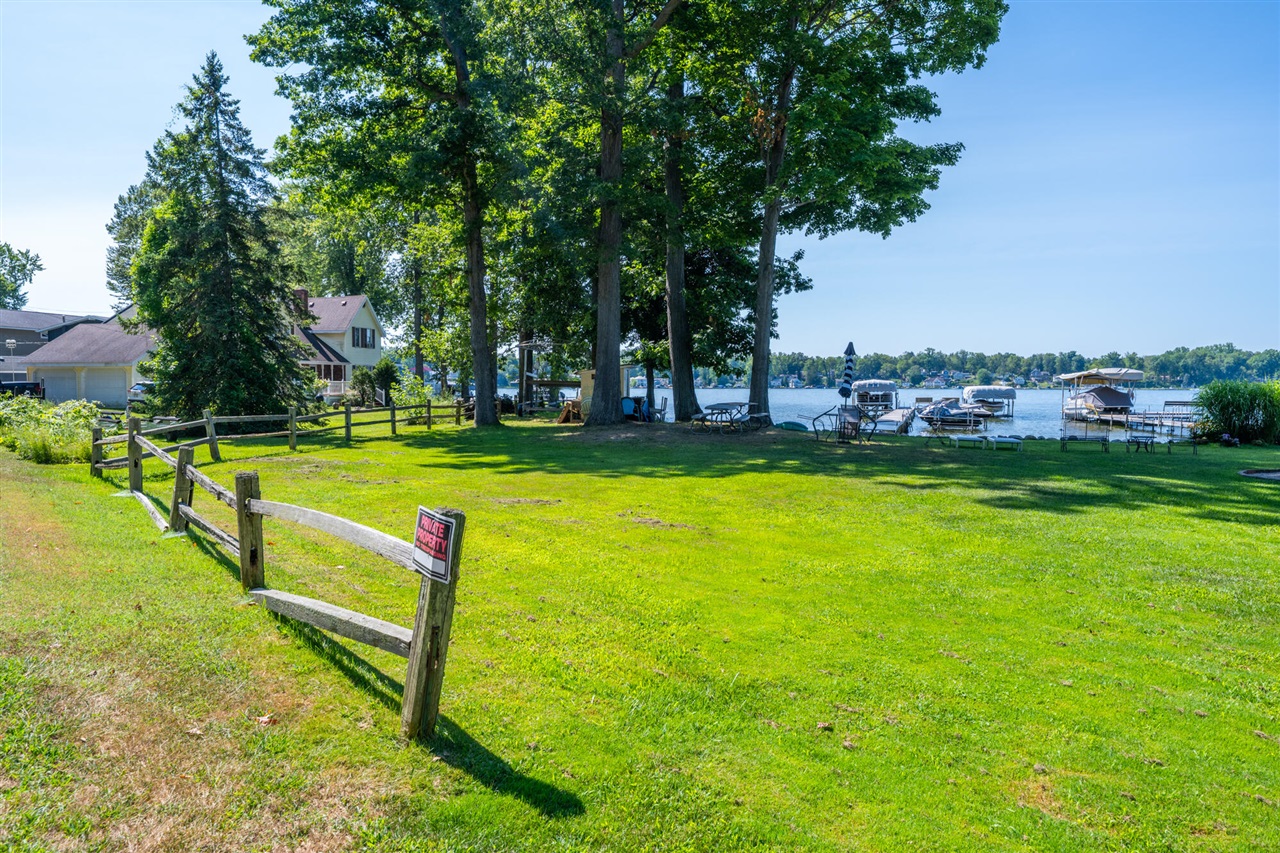 7830 Pear Property Photo 36
