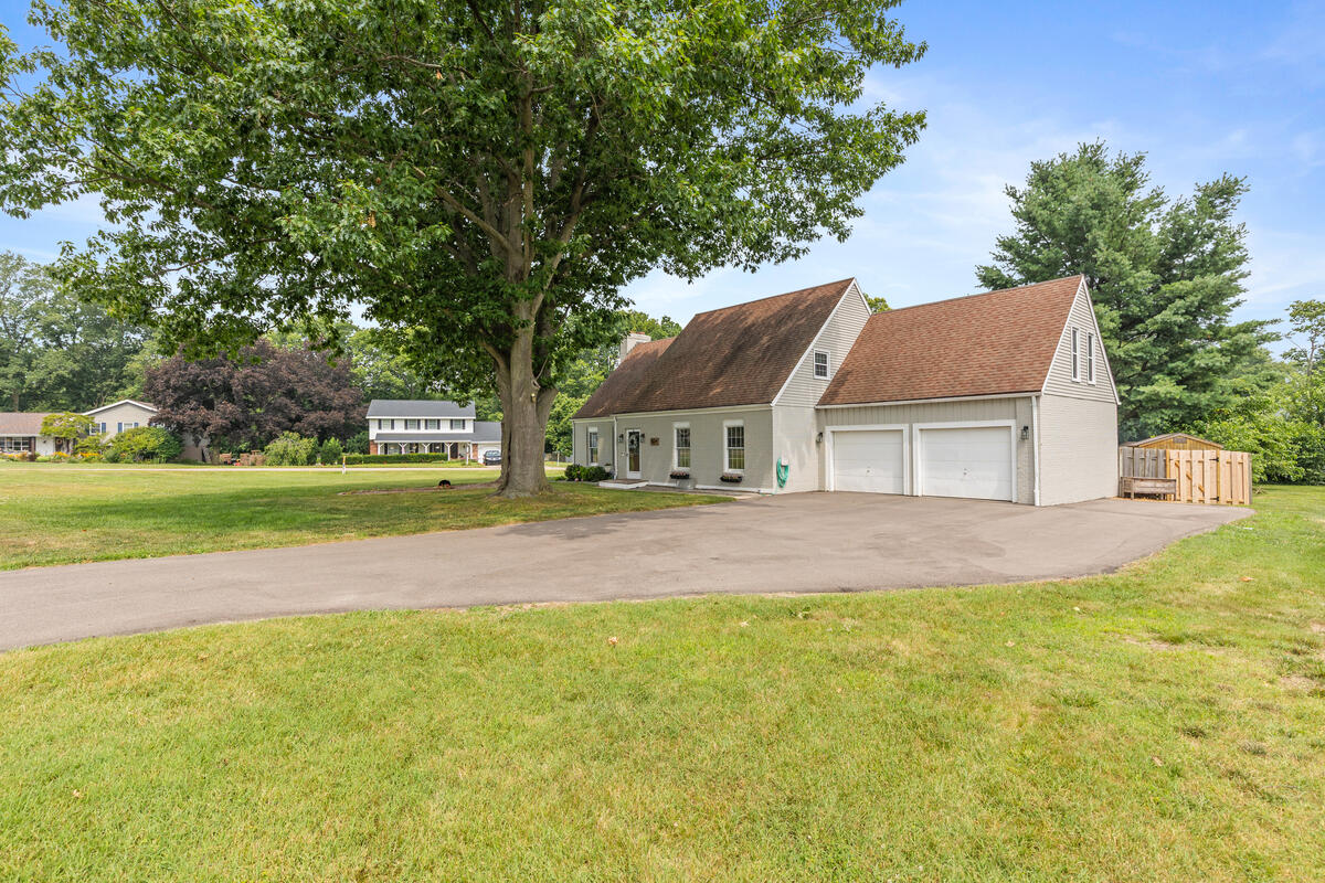1629 Rhonda Road Property Photo 1
