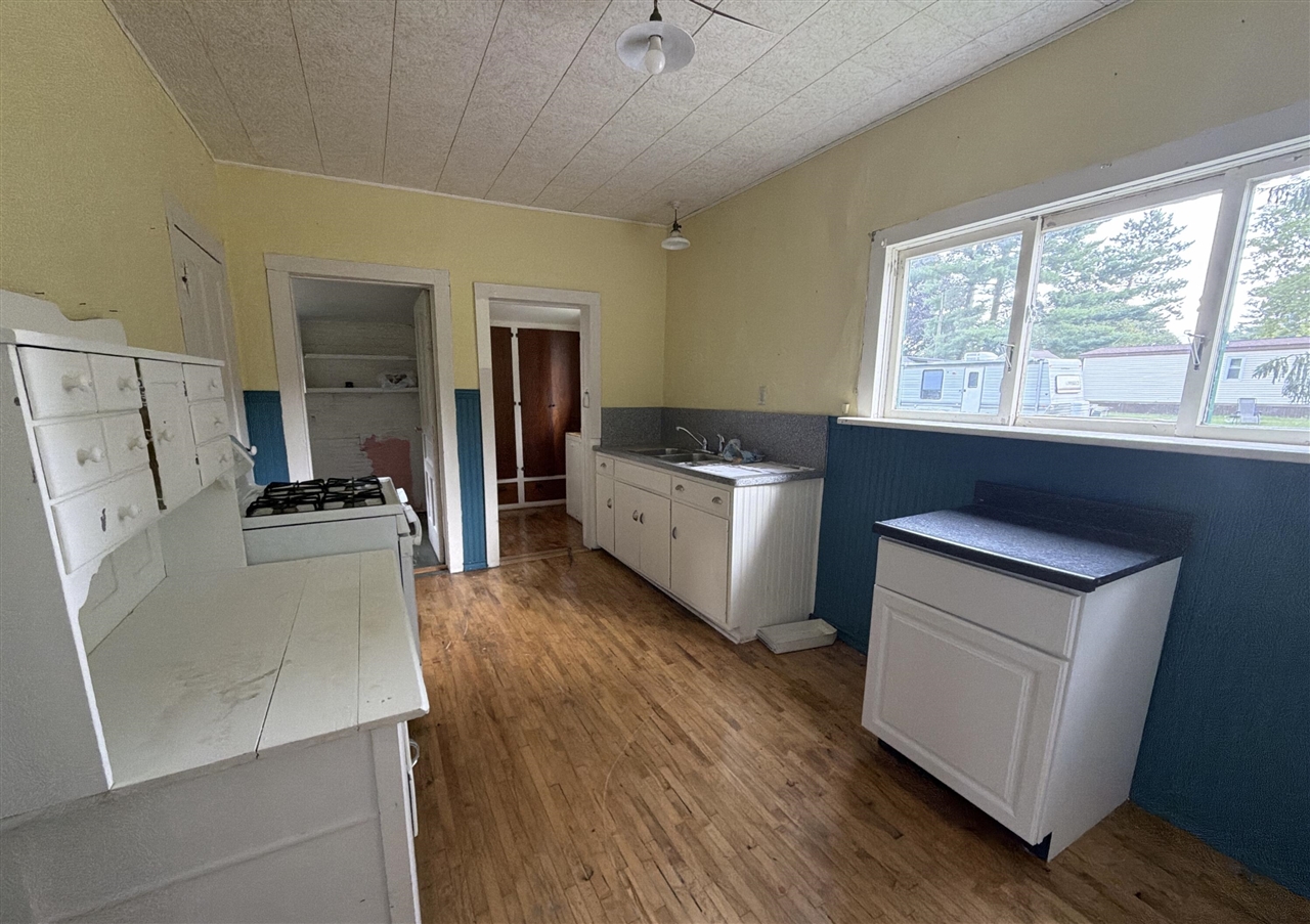 306 N Carland Street Property Photo 13
