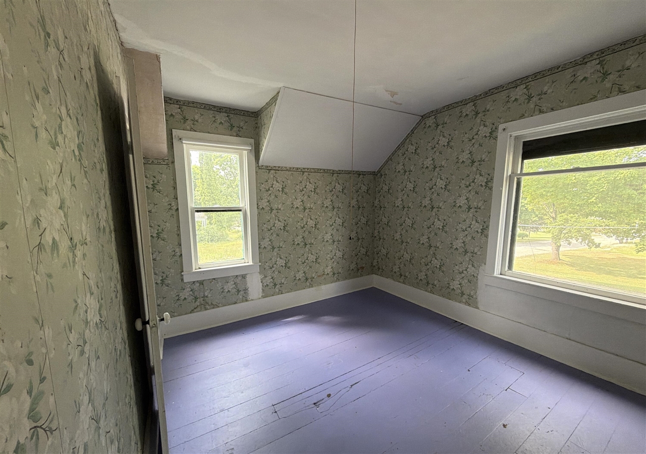 306 N Carland Street Property Photo 22