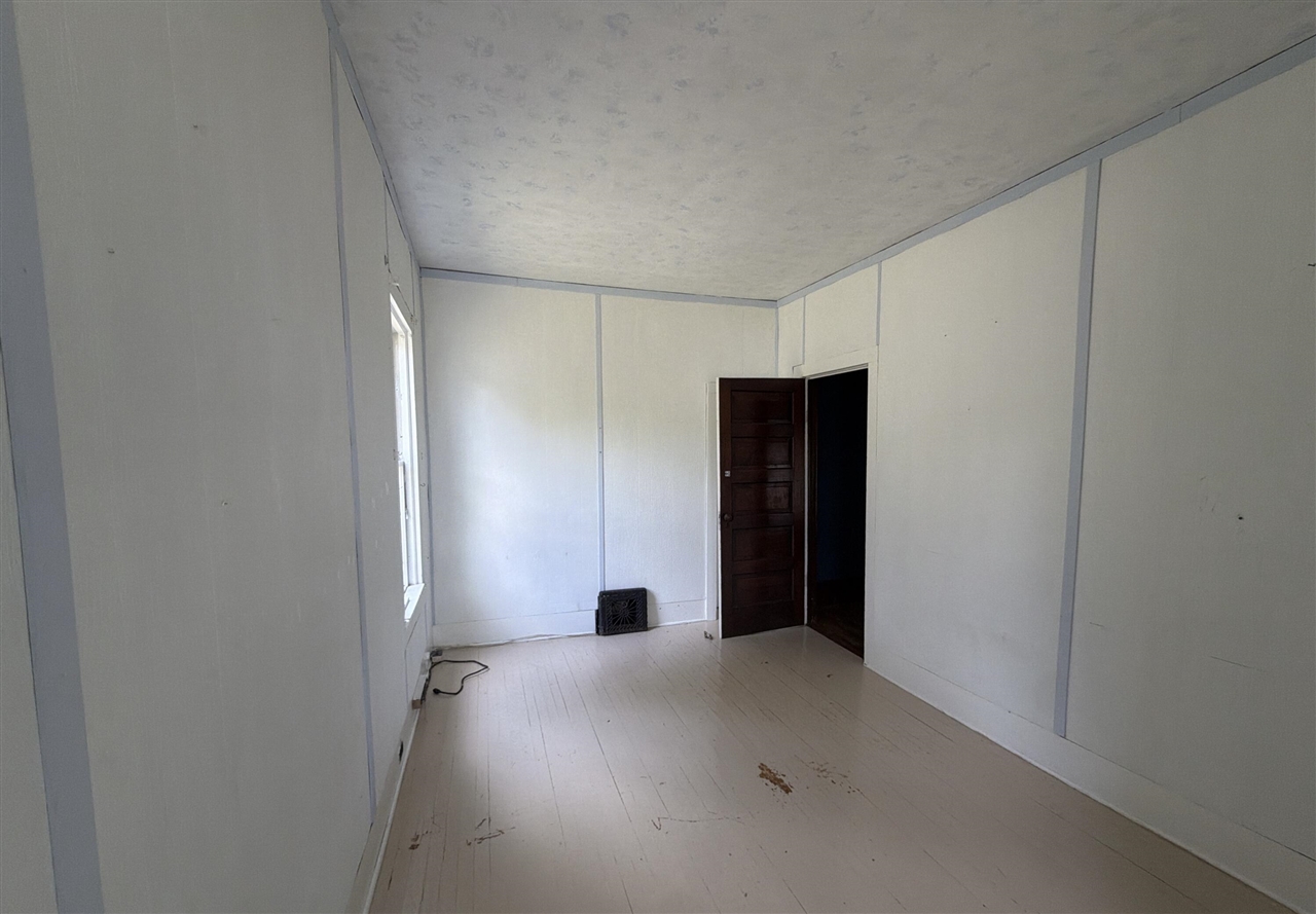 306 N Carland Street Property Photo 26