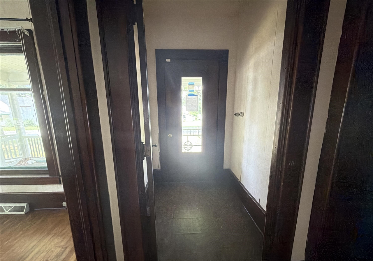 306 N Carland Street Property Photo 30