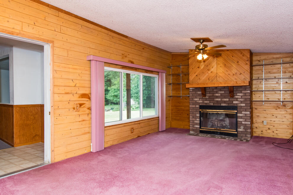 1916 Romence Road Property Photo 10