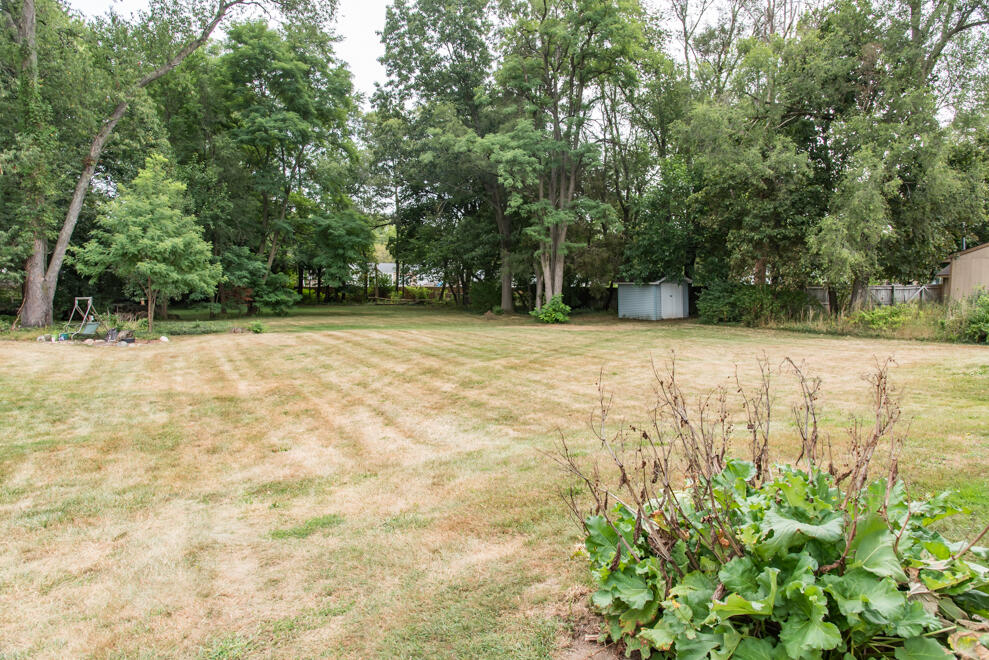 1916 Romence Road Property Photo 35